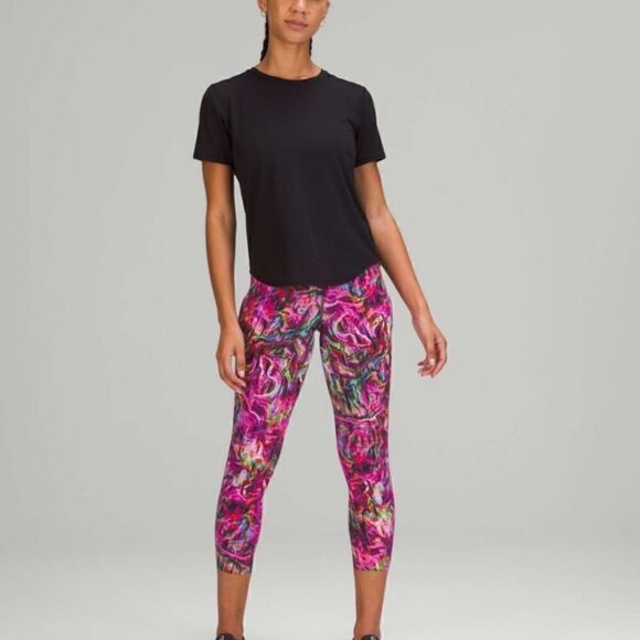 NWT Lululemon Base Pace HR Tight 25" in Hyper Flow Pink Size 18 - Picture 1 of 6